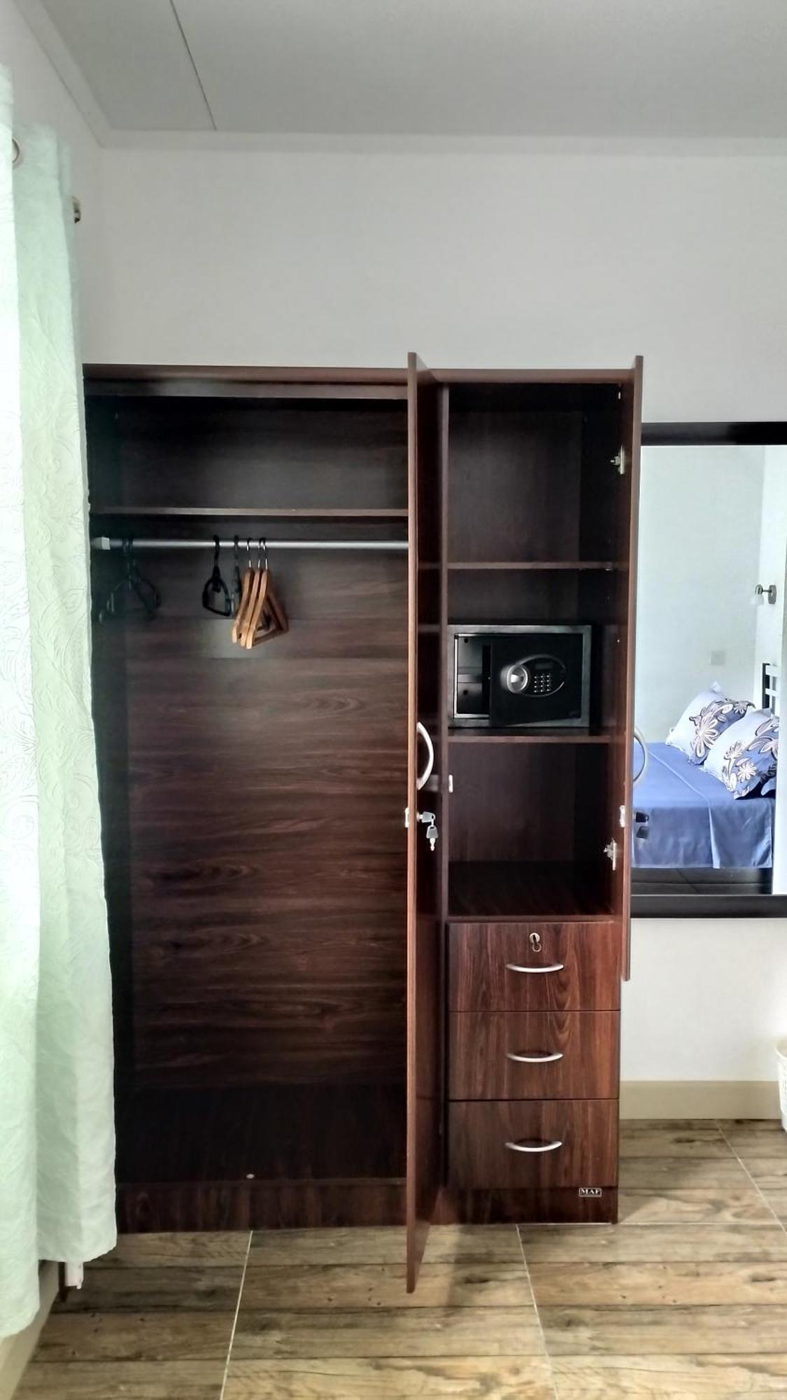 Dovass Self Catering Apartments Takamaka Pokój zdjęcie