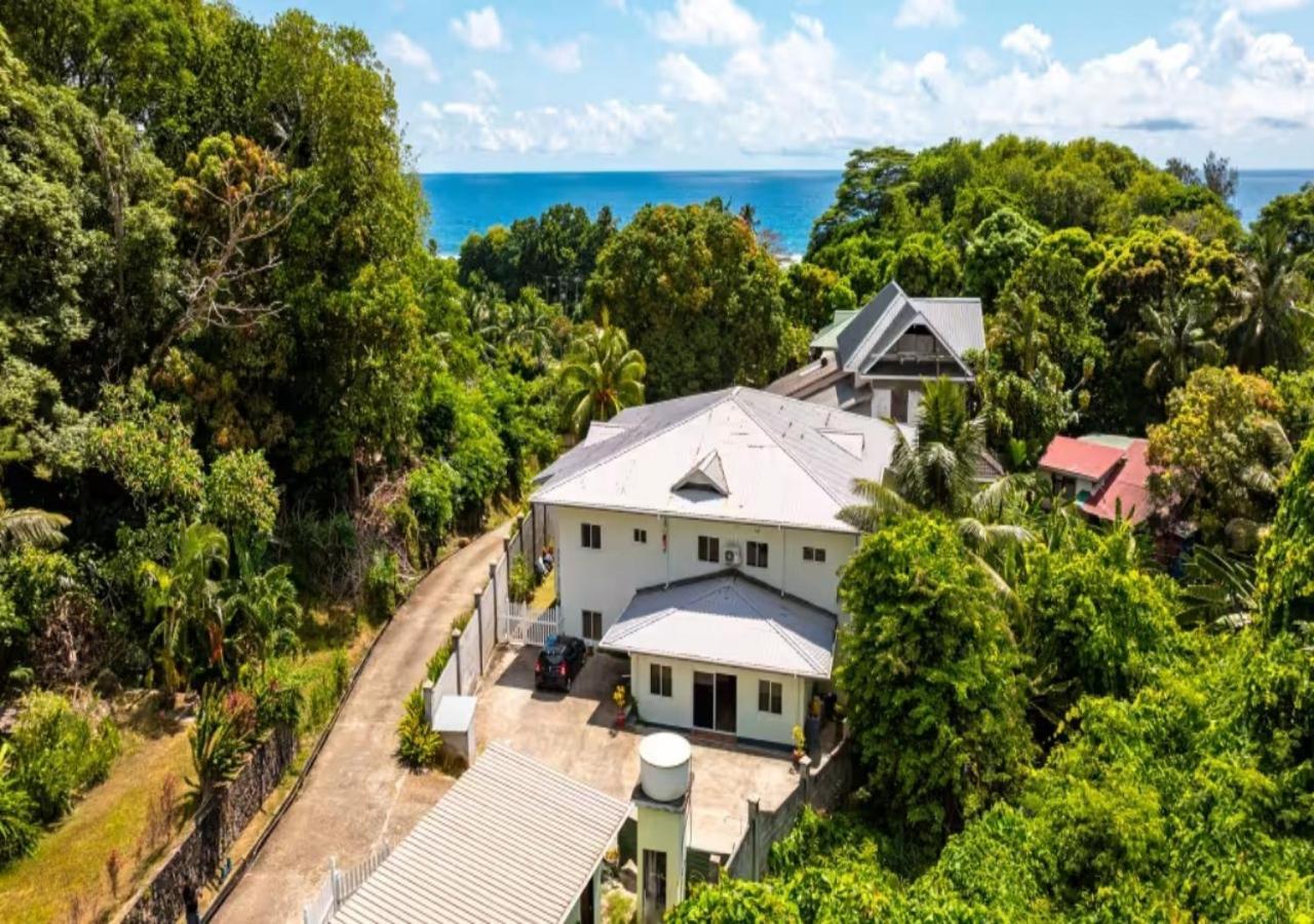 Dovass Self Catering Apartments Takamaka Zewnętrze zdjęcie